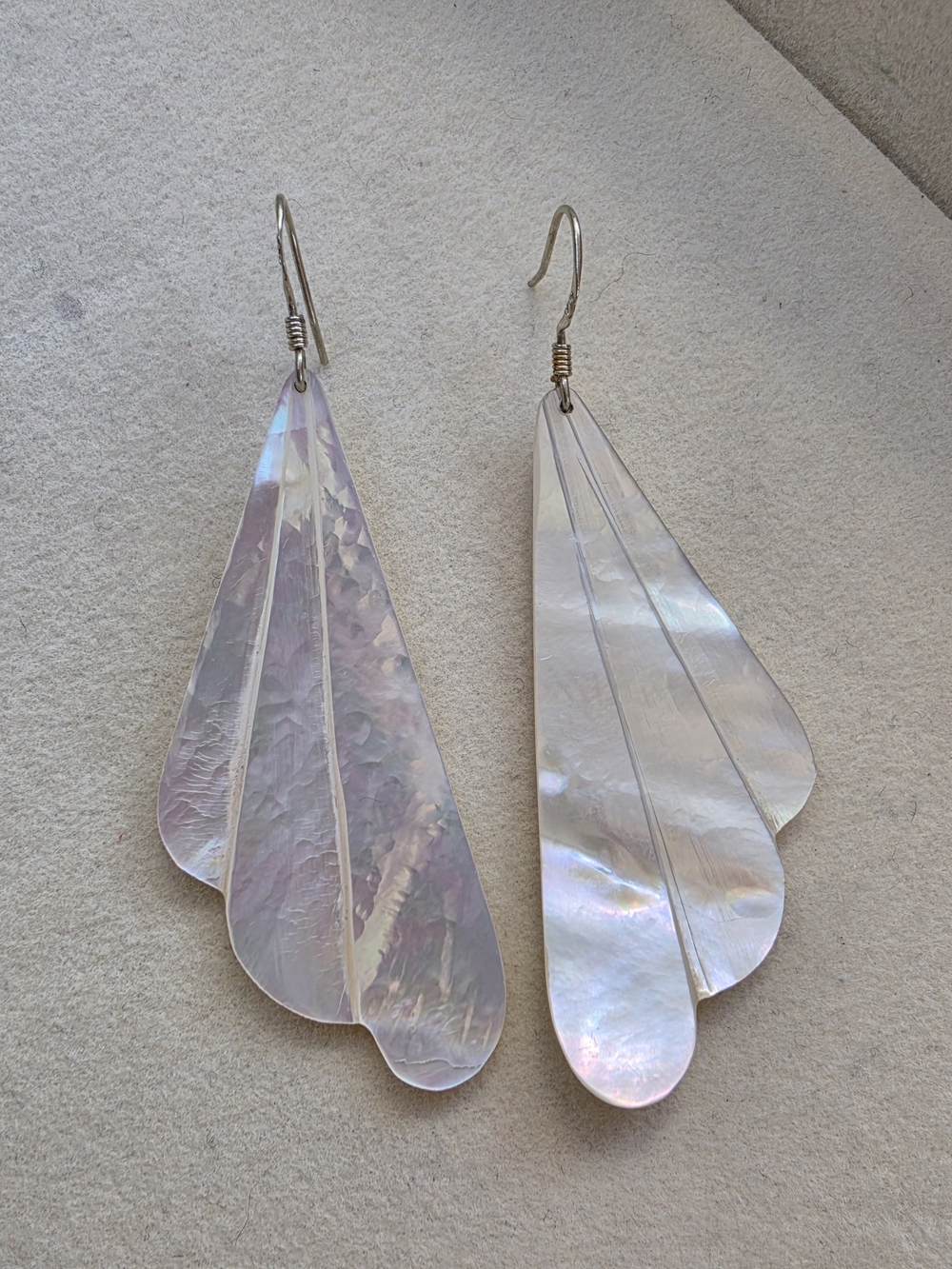 Vintage 925 Silver Iridescent White Mother of Pearl Shell Fan Earrings • 8.46g